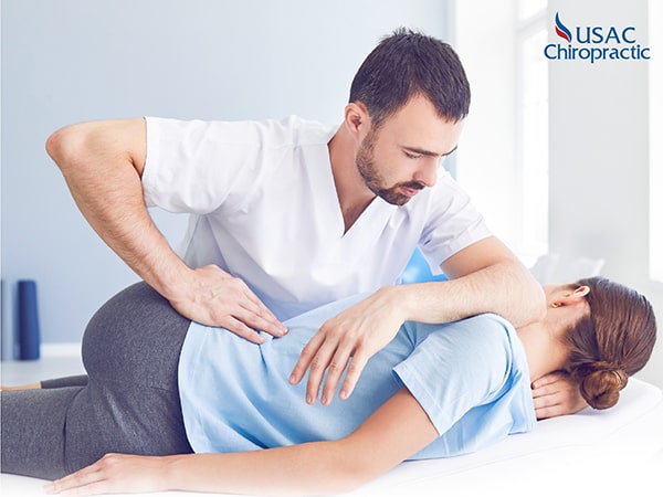 cách massage chân trị đau lưng