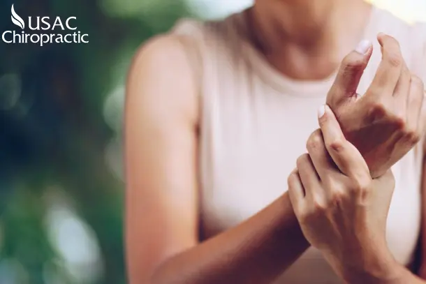 Rèn luyện các bài tập giãn cơ mỗi ngày giúp giảm tình trạng đau cổ tay