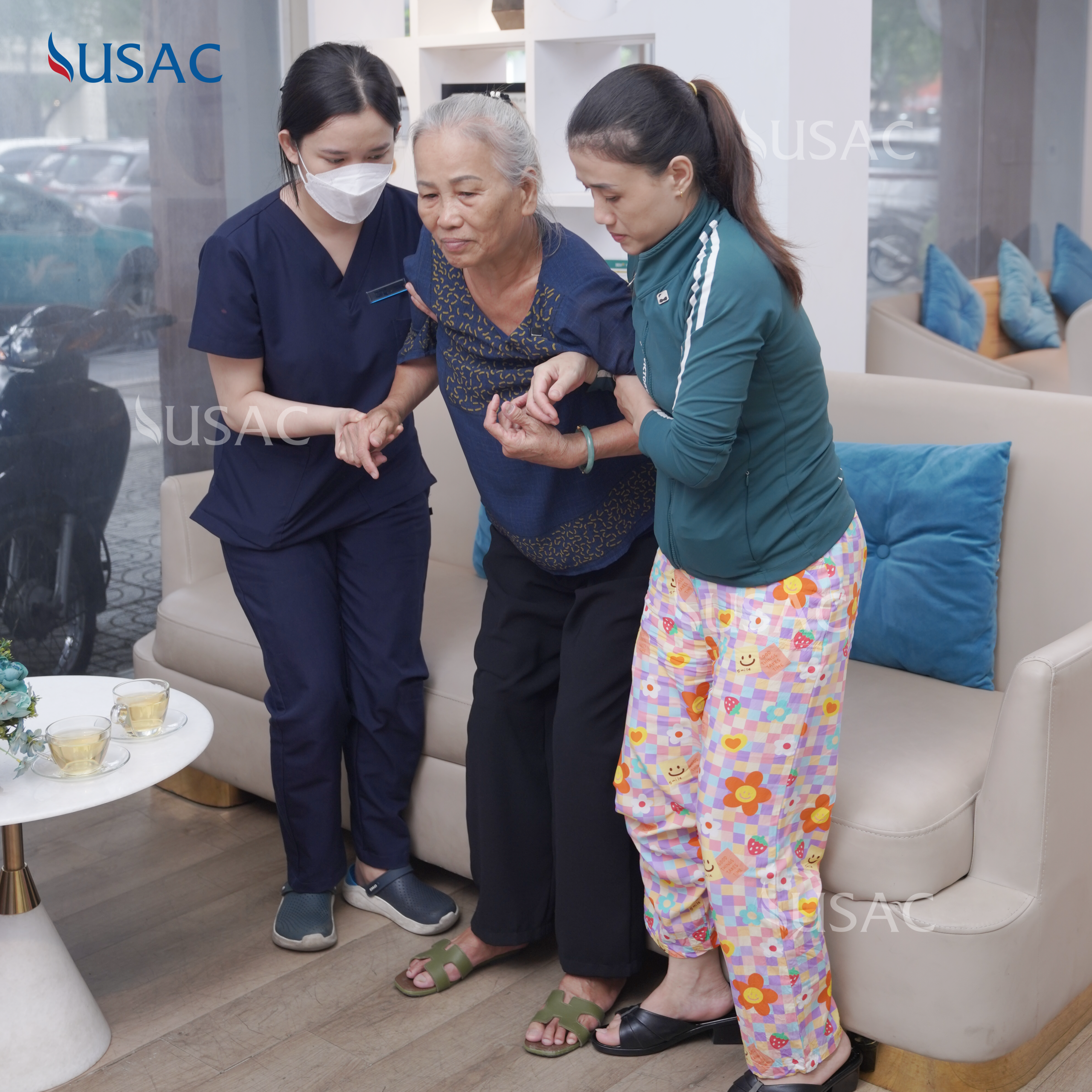 Cô Bình thoát vị đĩa đệm L4-L5 nặng, từng được chỉ định mổ 